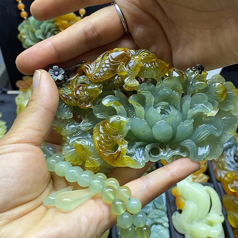 【闪购商品】蛇纹石玉挂件未镶嵌