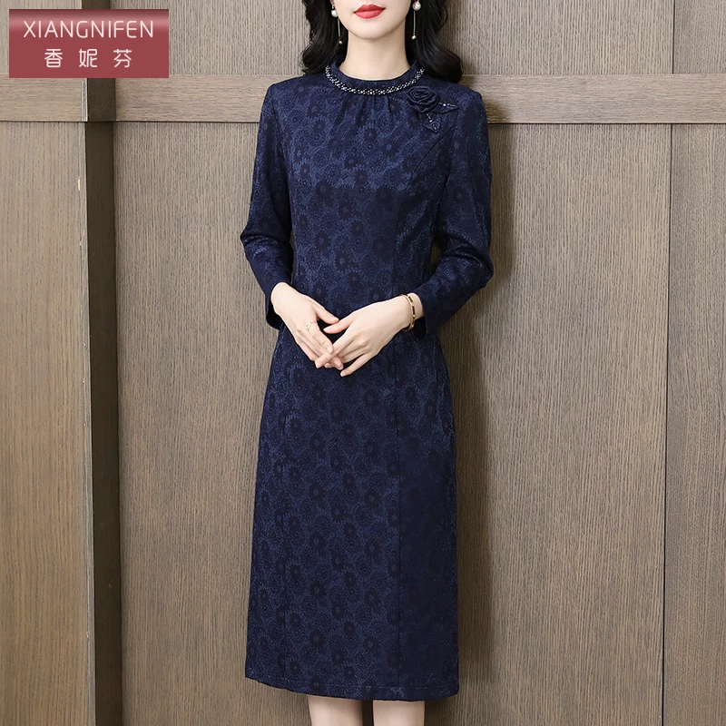 【香妮芬】83205秋冬高贵轻奢气质显瘦2025新款妈妈连衣裙长袖时尚