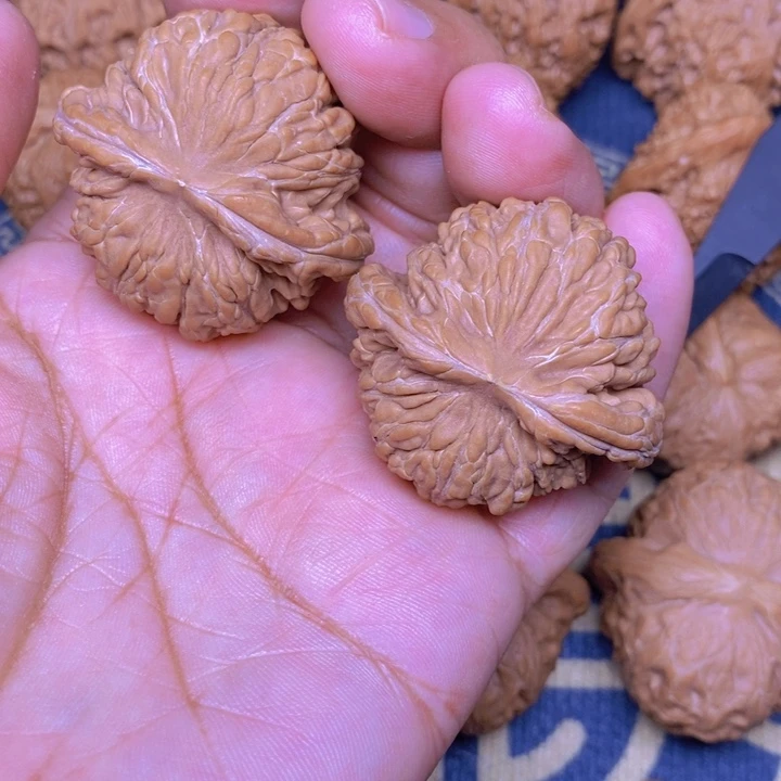 【闪购商品】文玩核桃吊坠贪***杯四座楼41