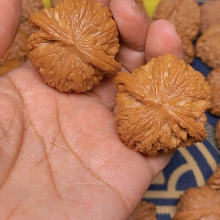 【闪购商品】文玩核桃吊坠m磨盘44