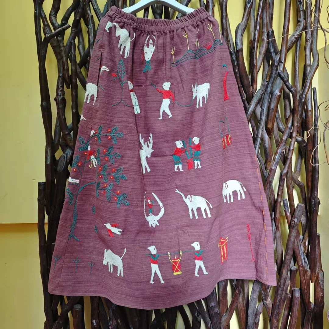 四两民族风时尚减龄刺绣半身裙（直播间选款）