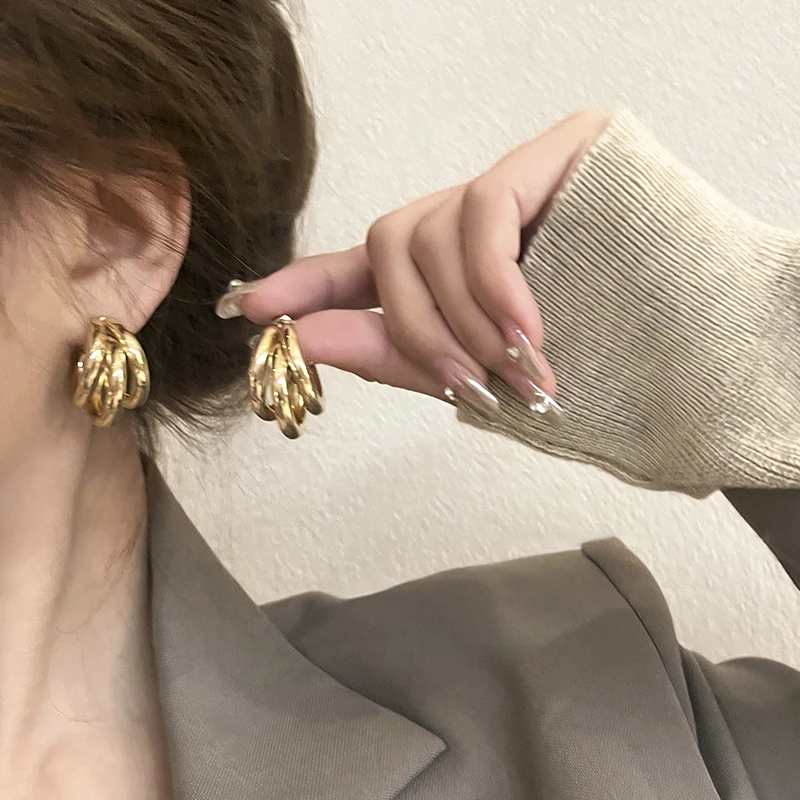 铜合金耳饰 气质简约圈圈耳环女2024年新款潮轻奢高级感耳钉