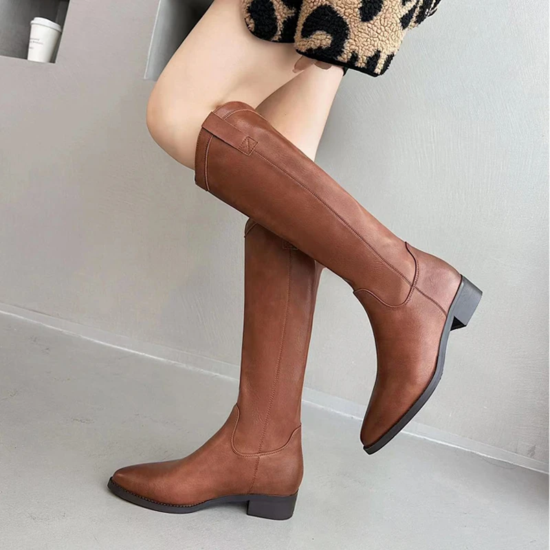 2025秋冬新款韩版V口长靴时尚尖头西部骑士靴低粗跟百搭长筒靴女