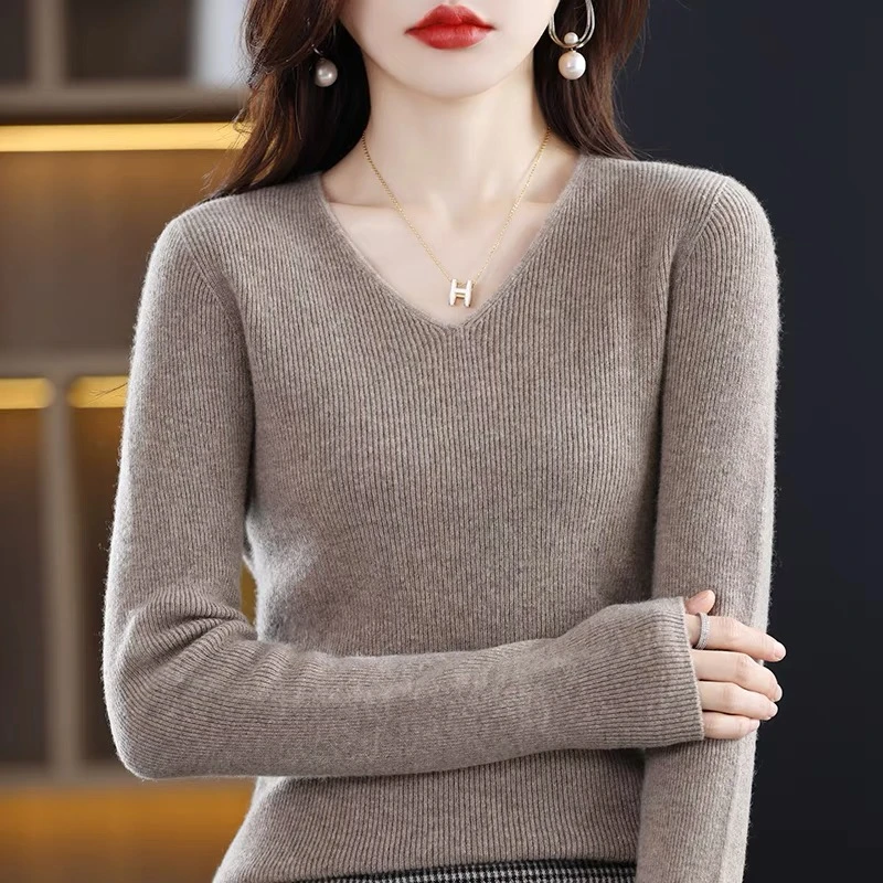 鄂尔都市牧王羊绒衫女V领修身针织秋冬内搭无缝一线成衣打底衫