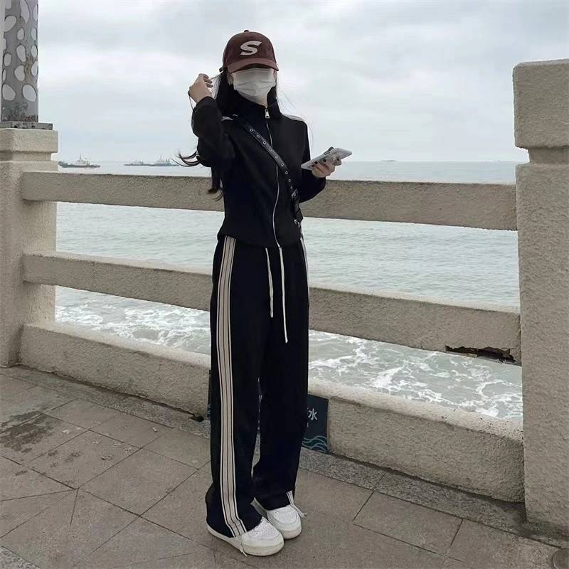 2024新款美式复古条纹休闲短外套+高级感高腰阔腿裤运动套装