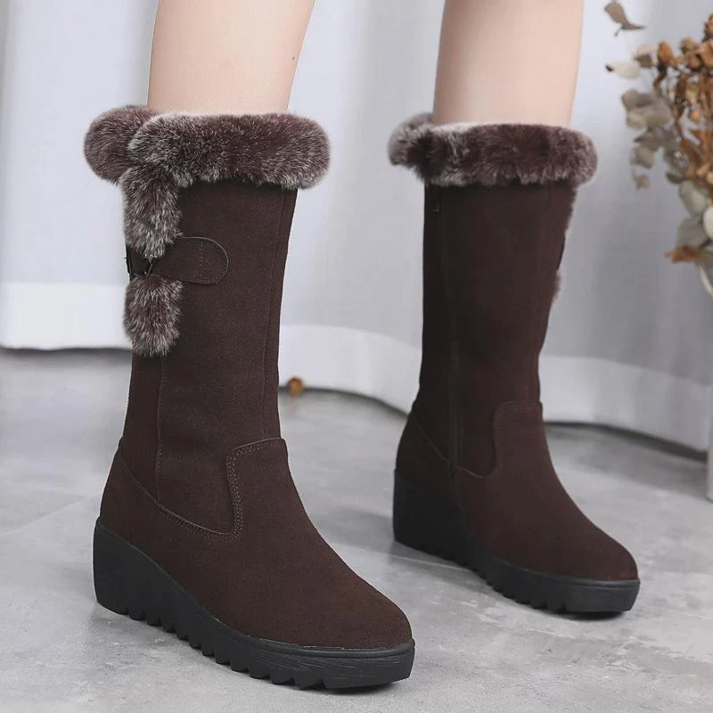 2025年新款中筒短靴防滑保暖加绒棉鞋冬兔毛女真皮坡跟软底雪地靴