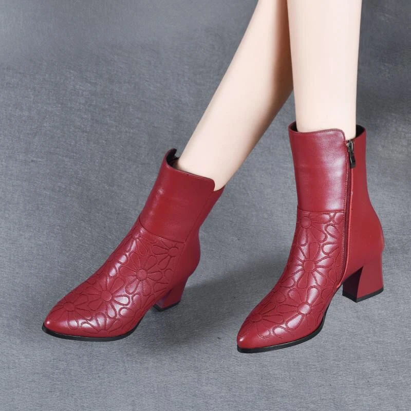百搭中筒洋气女短靴5cm中红真皮加绒新爆款粗跟牛皮厚棉鞋