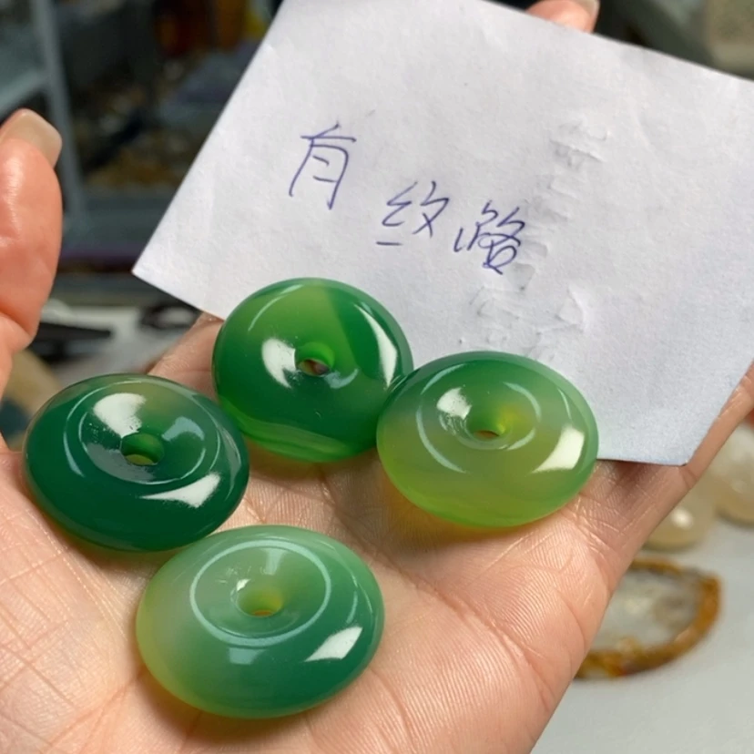 【闪购商品】玛瑙/玉髓吊坠(不含链)未镶嵌有纹路