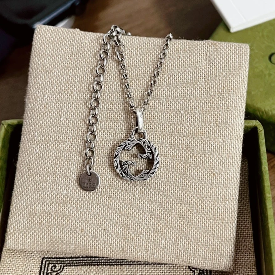 全新未使用 GUCCI/古驰 InterlockingG做旧复古项链吊坠男女同款