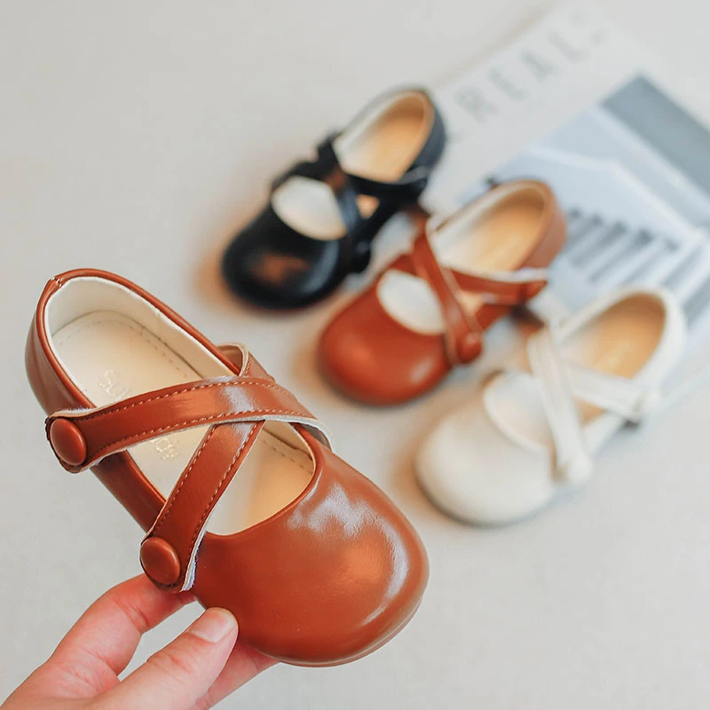 女童软皮小皮鞋2023秋季新款女孩公主鞋软底宝宝浅口单鞋黑色1003