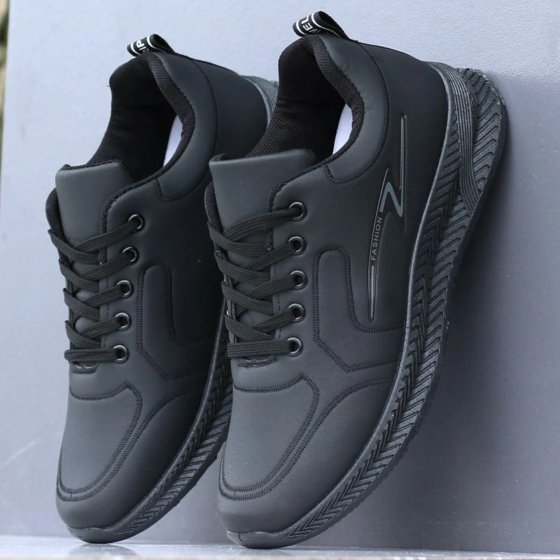 秋季男鞋新款皮面方式休闲鞋软底防滑鞋防臭鞋黑色皮面运动鞋男款