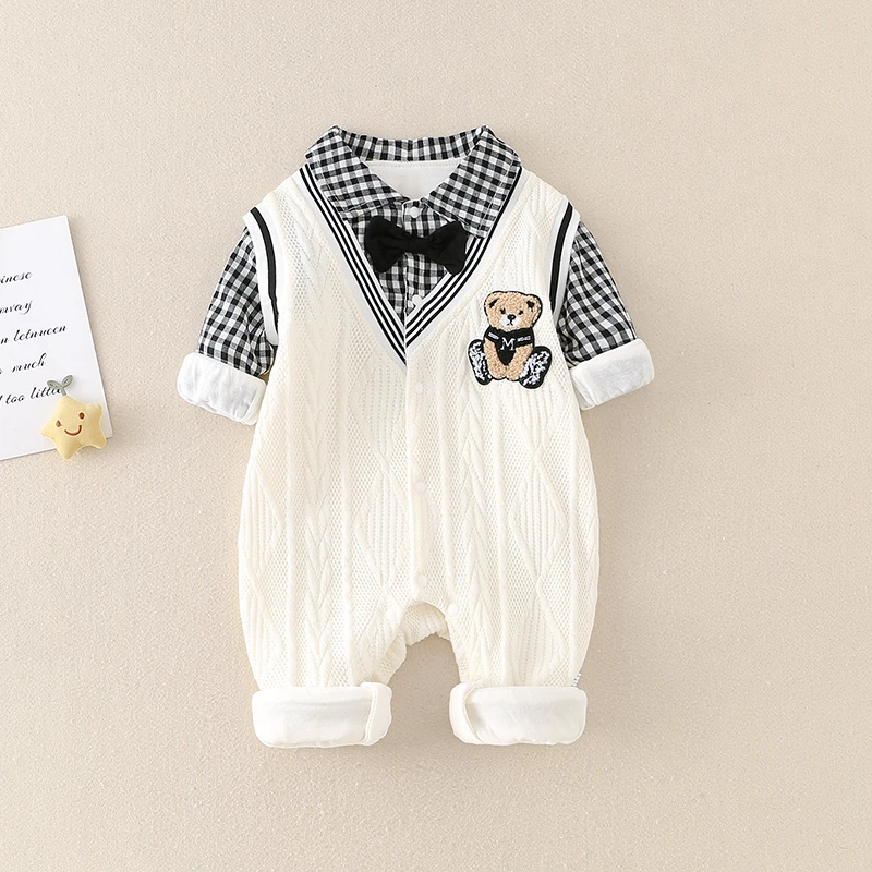 婴儿衣服男宝宝连体衣新生儿哈衣2025秋装新款外出服百天满月爬服