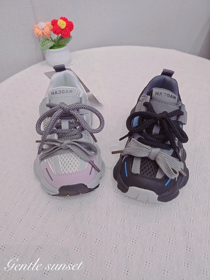 儿童时尚洋气百搭防滑耐磨休闲运动鞋