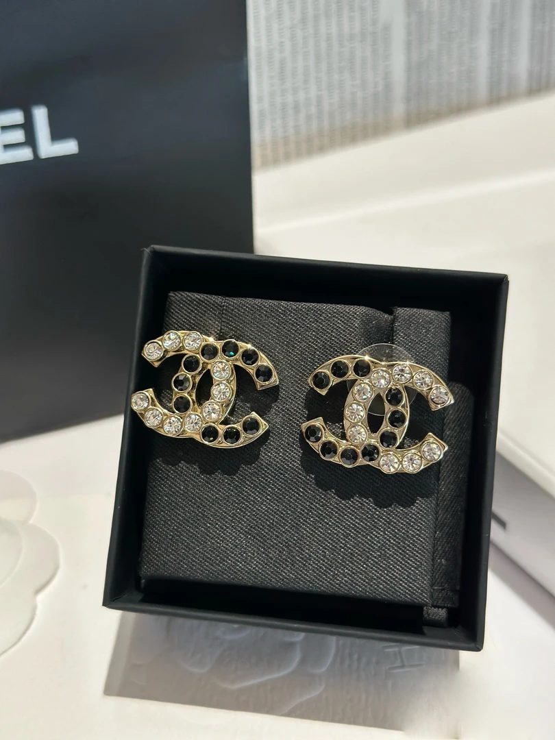 99新 Chanel/香奈儿 23k重工鸳鸯色耳钉/99新/xm1