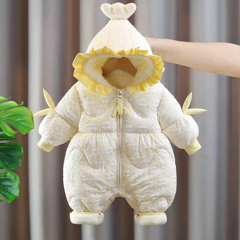 女宝2024新年可爱连体衣新生儿外出服超萌韩版过年时尚冬季棉服