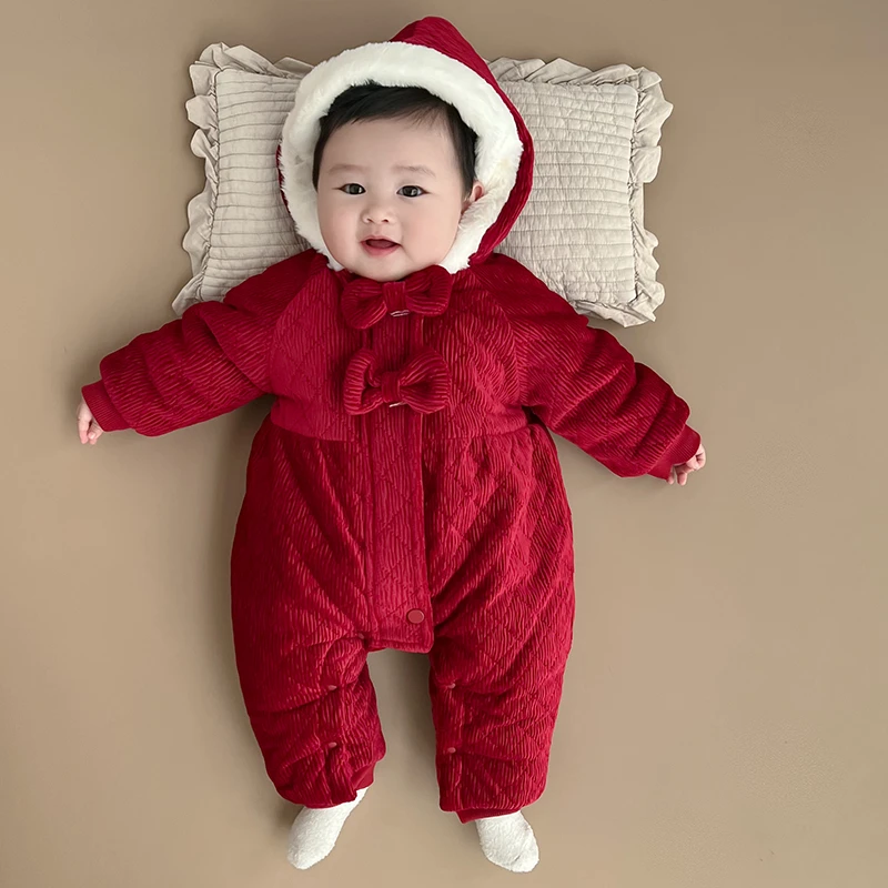 婴儿衣服冬季连体衣新生女宝宝爬服周岁满月加绒外出抱衣百天礼服