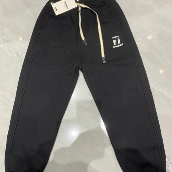 7字卫裤男女童中性卫裤大版加绒加厚