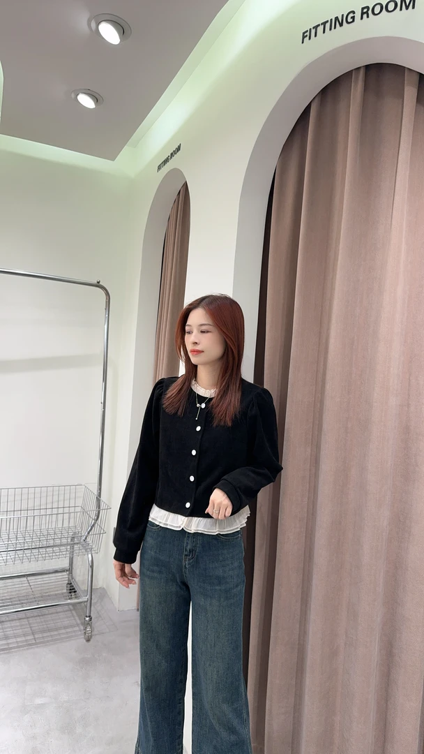 不退换【小香风上衣】韩版百搭显瘦短款长袖上衣577010 111303