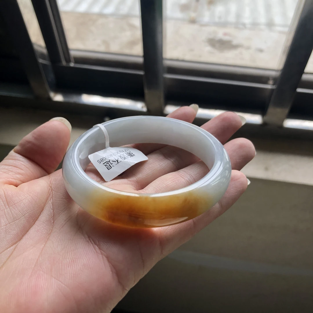 天然缅甸翡翠手镯A货鸡油黄可以出国检无烧稀有正黄