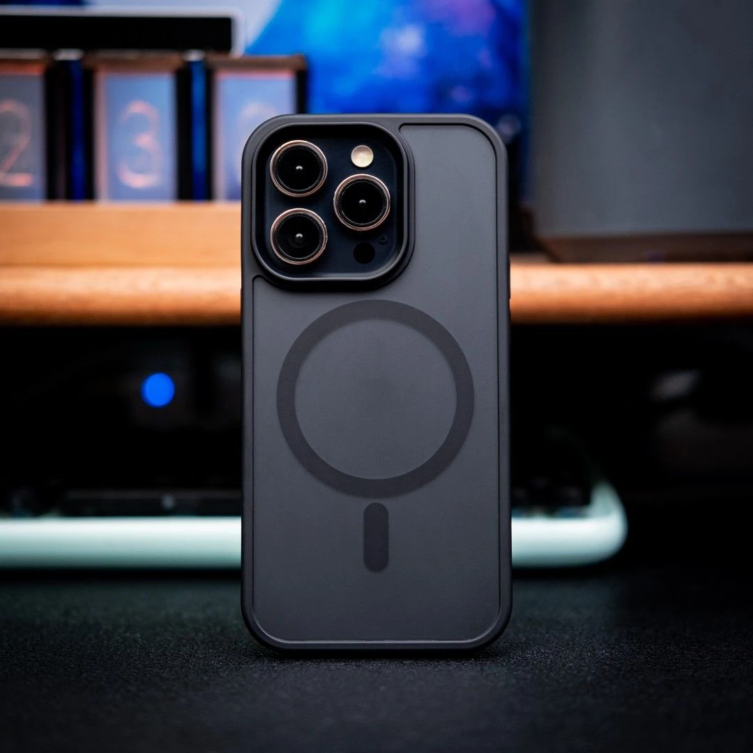 肤感磁吸苹果14promax手机壳新款iPhone13防指纹12亲肤防摔保护套