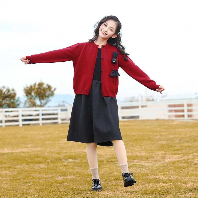 【优蜜屋】女童加绒连衣裙秋冬2024拜年服女大童红色裙子冬装23933