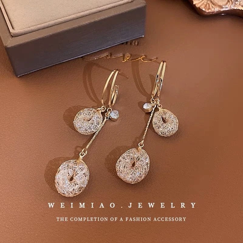 铜合金合成锆石耳饰 长款轻奢精致超仙百搭时尚气质耳钉Cc✦梦境