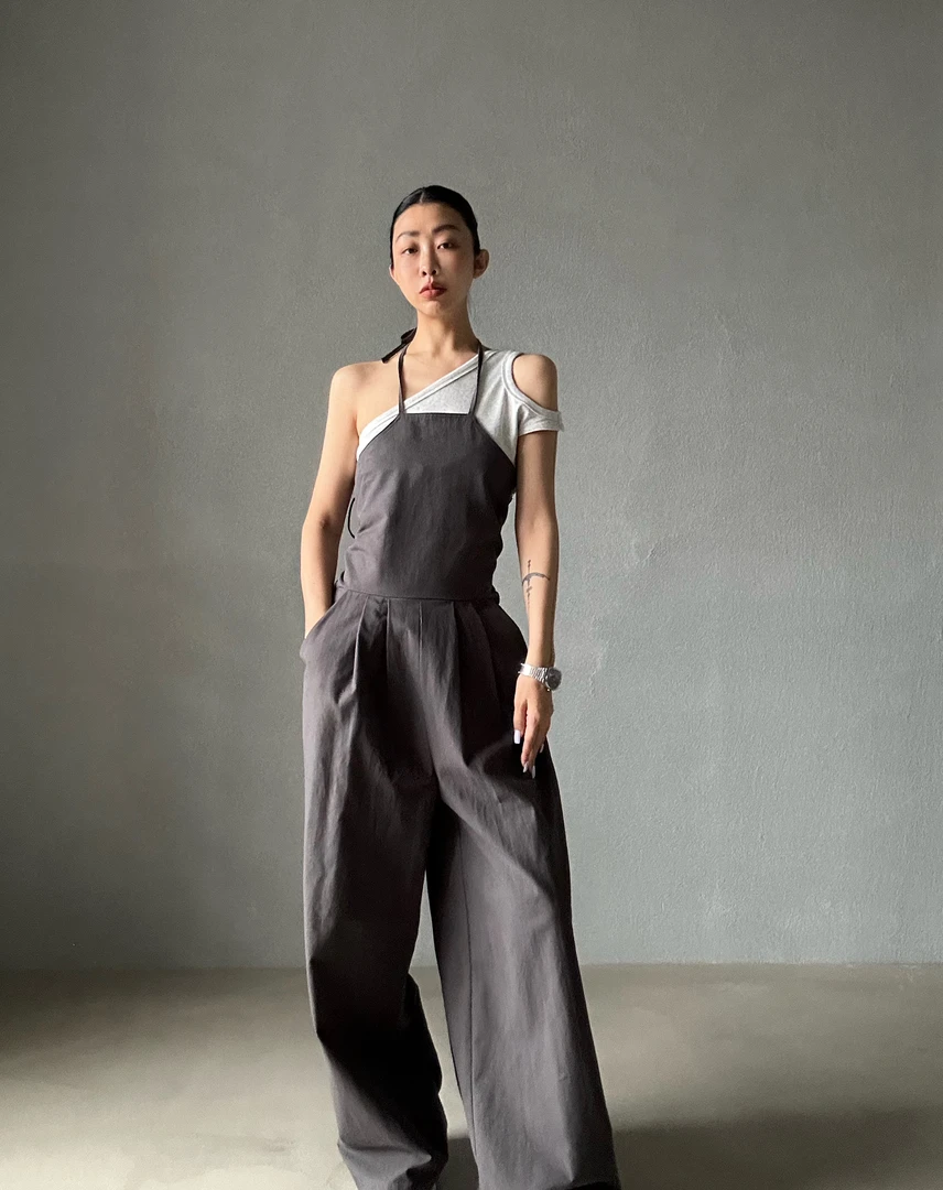 18339#（福利款NO退换）2024春夏欧美风巨显瘦背带裤 VIVISPLENDID