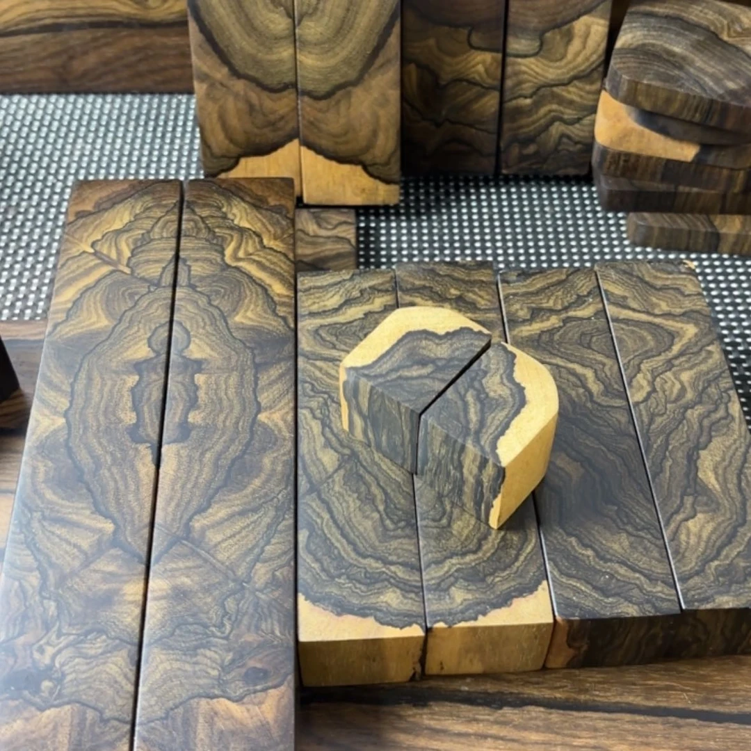 【闪购商品】雕刻木材