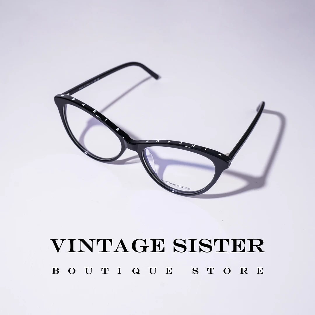 0008【VTGSIS 推荐】复古黑色素颜眼镜女日常通勤百搭蝶形猫镜时尚