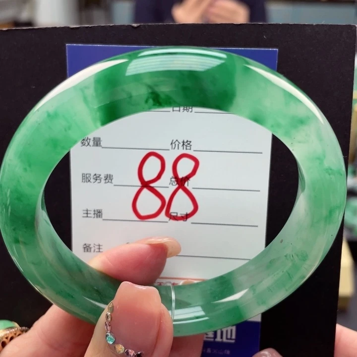 石英质玉手镯未镶嵌S**M