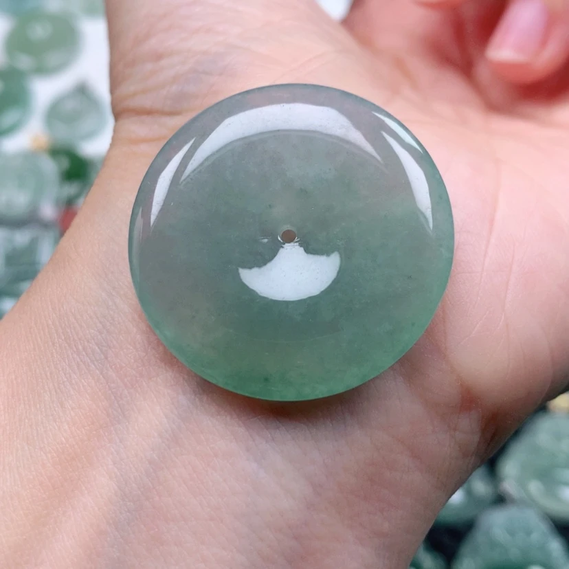 【闪购商品】翡翠吊坠(不含链)未镶嵌