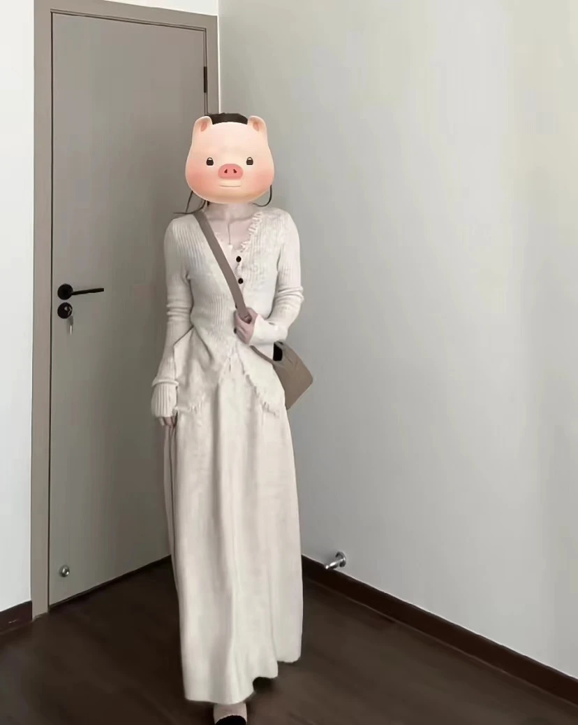 【小夜曲】气质V领针织衫毛衣开衫独特别致小香风高级感包臀半身裙