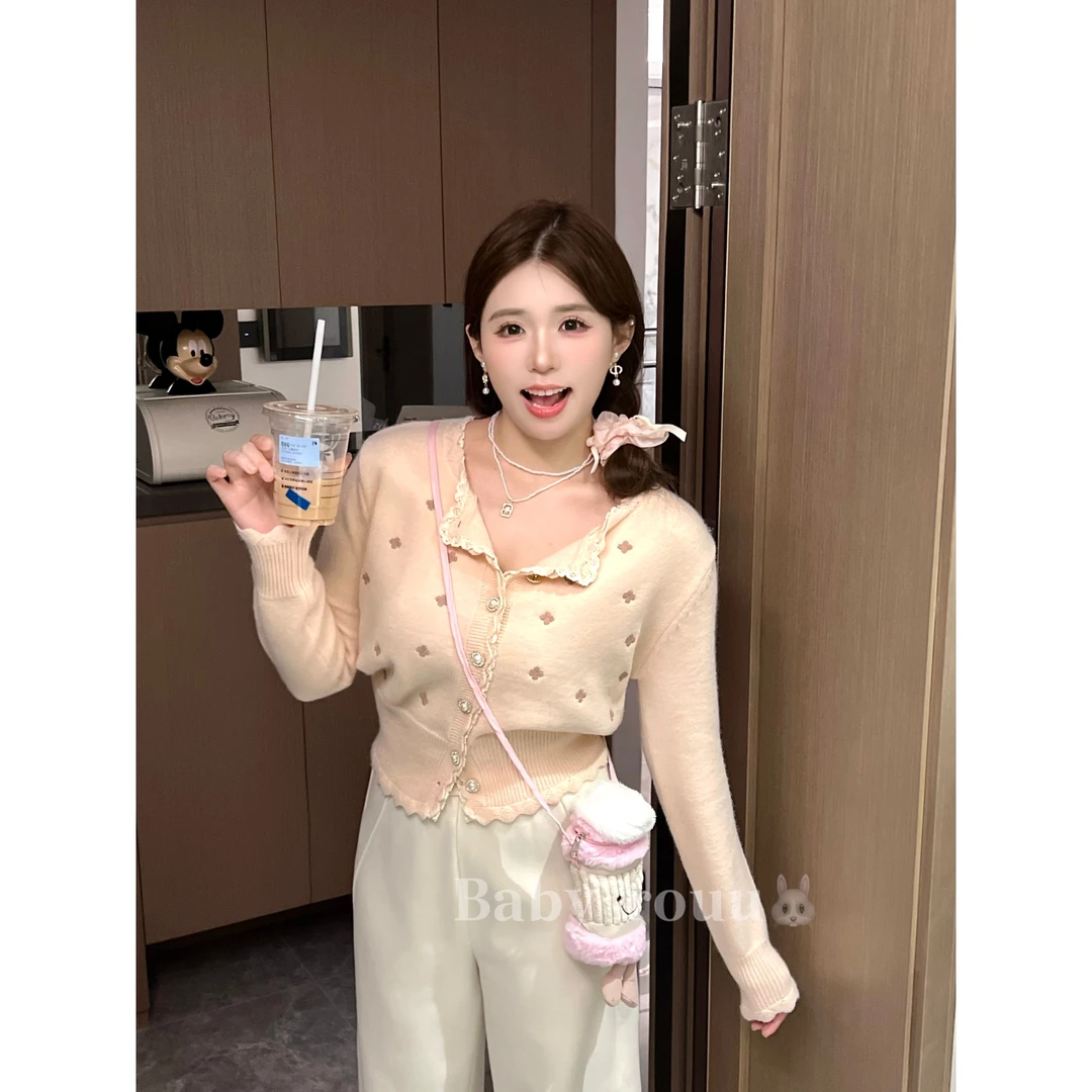 baby rouu【奶油无花果】温与柔法式甜美刺绣蕾丝花边软糯毛衣外套