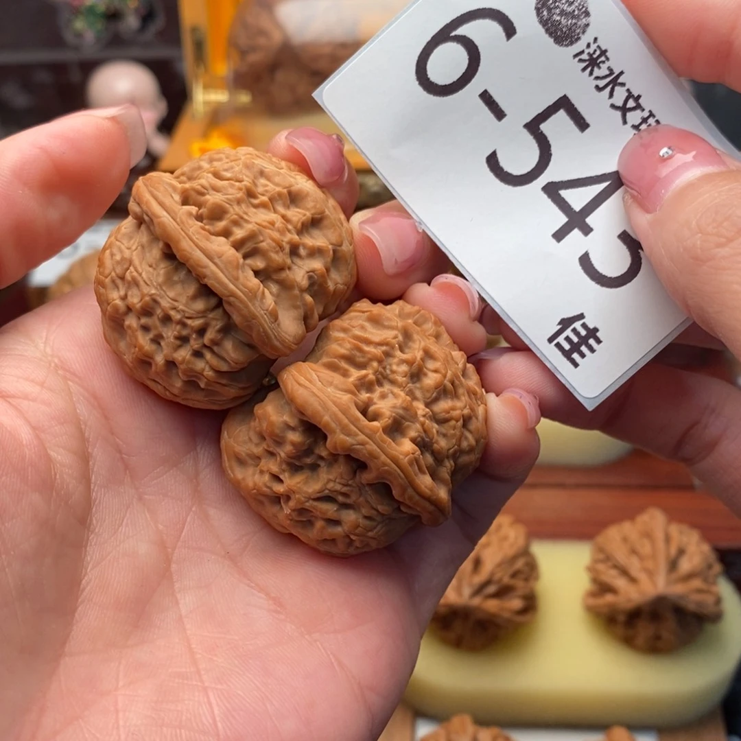 文玩核桃把件39球白