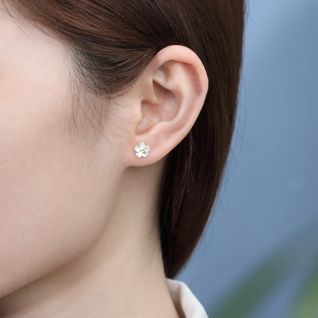 925银耳饰 s925纯银耳钉女新款学生森系花瓣耳饰小清新花朵耳饰品