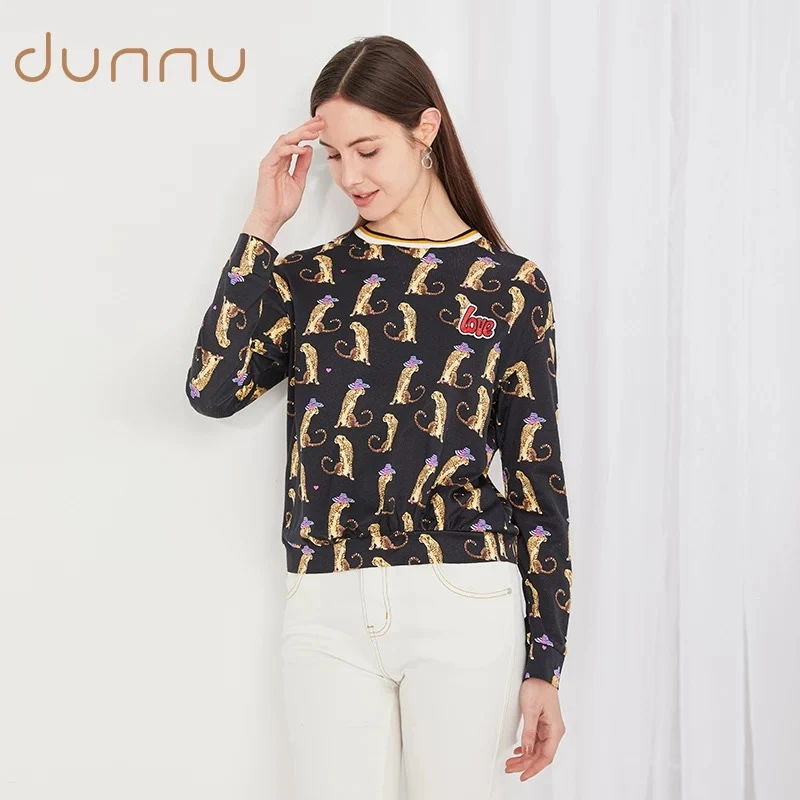 敦奴dunnu秋季时尚动物印花套头百搭长袖圆领宽松T恤女DN130122