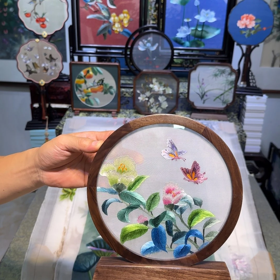 刺绣刺绣工艺精湛