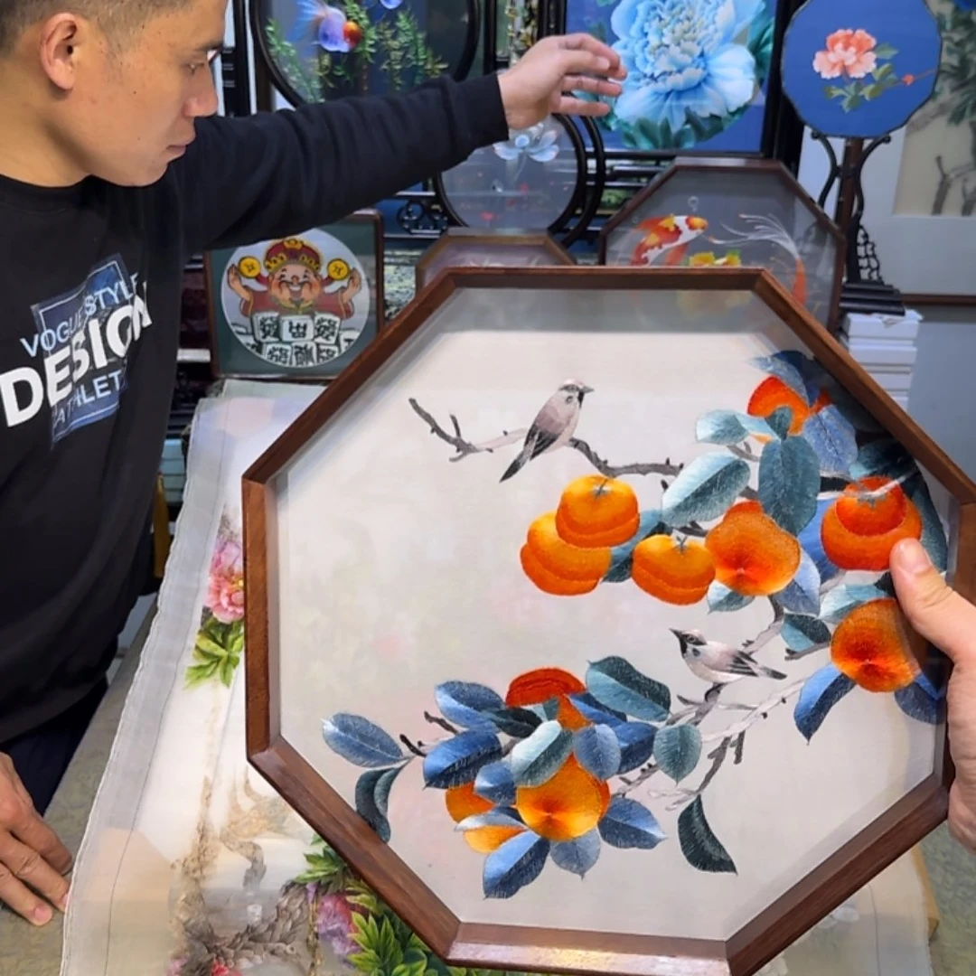 刺绣刺绣工艺精湛