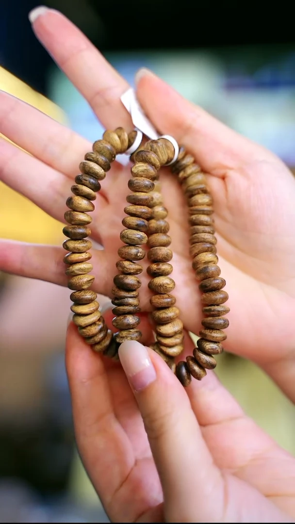 【闪购商品】沉香手串白棋虫漏单圈多样性发一条