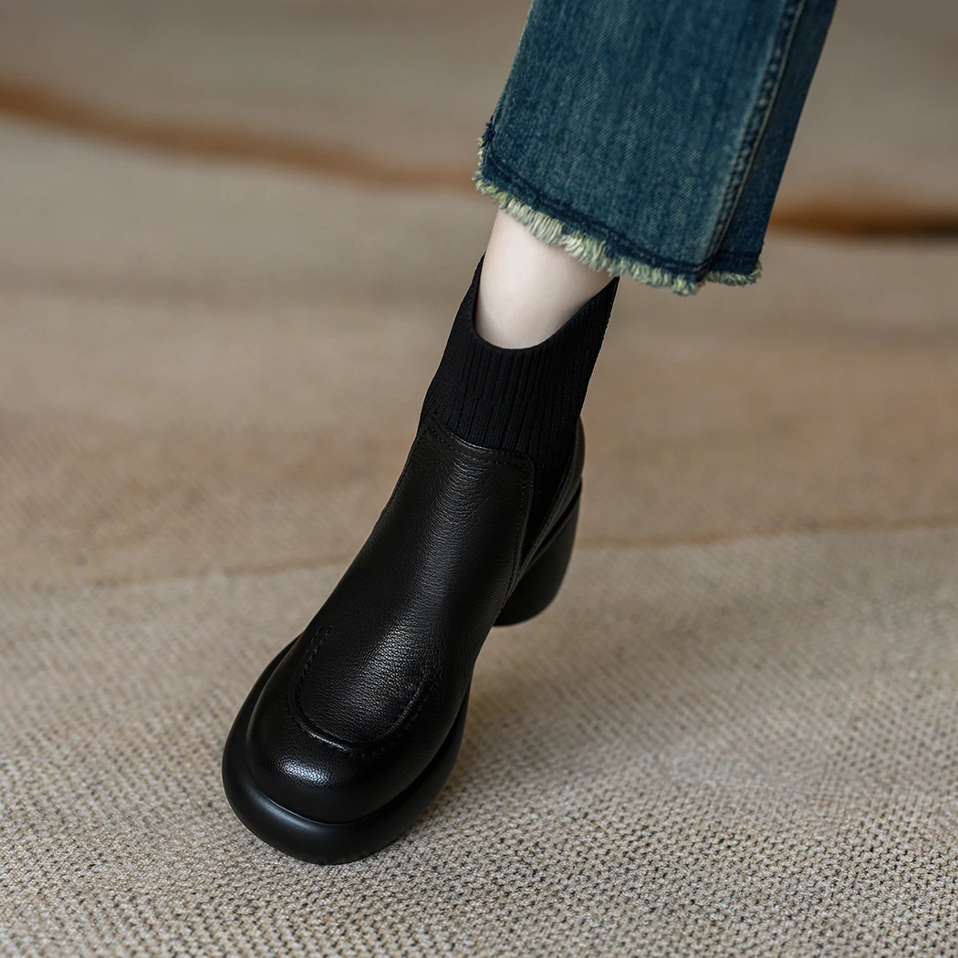 圆头短靴女2025春季厚底粗跟袜靴软羊皮松紧口拼接弹力靴鞋子女士