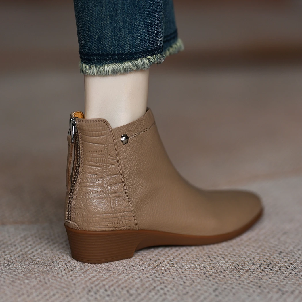 坡跟及踝靴女2025新款法式复古后拉链软羊皮小圆头低跟短靴