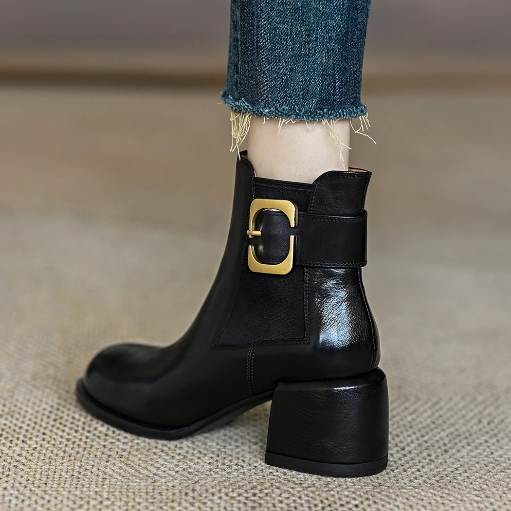 MENEER-M短靴女2025新款真皮粗跟复古金属扣高跟圆头棕色靴子鞋子