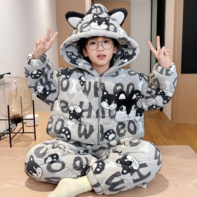 YUZHAOLIN/俞兆林男童冬季加厚款卡通连帽法兰绒三层夹棉睡衣套装