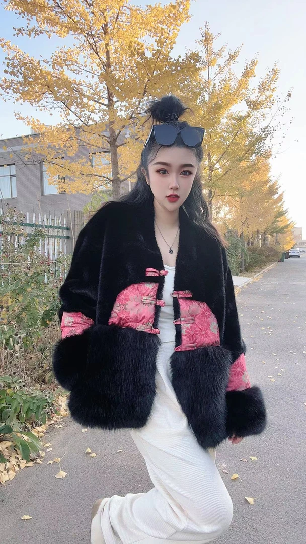 【雪糕】推荐中国风拼接轻奢网红冬季设计师女款款号1130