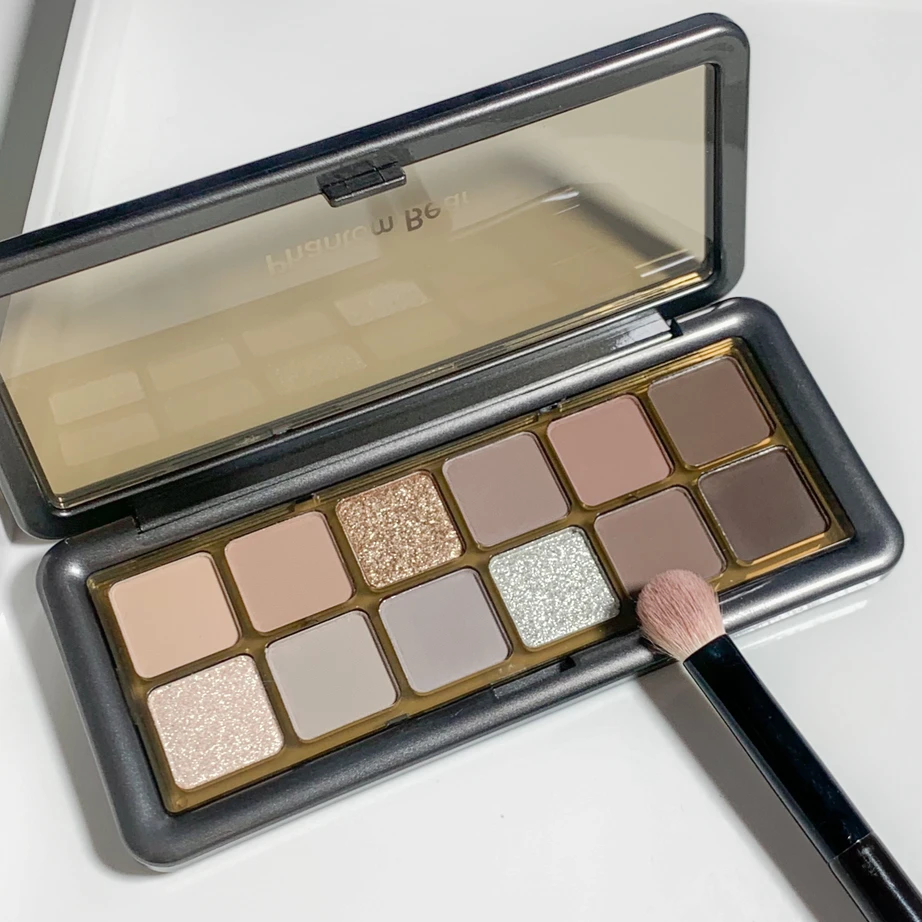 幻影小熊雾霾十二色眼影盘灰粉水泥珠光哑光亮晶晶多功能组合