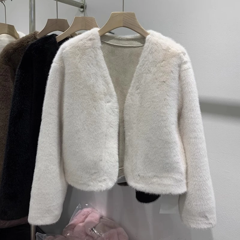 毛毛外套女2024秋冬新款环保皮草仿水貂绒皮毛一体小香风短款上衣