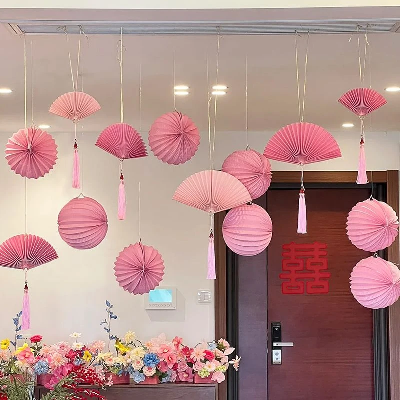 婚房布置结婚装饰网红女方客厅卧室背景墙蜂窝球拉花婚礼吊顶套装