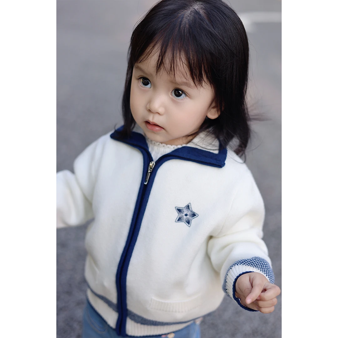 现飞飞家·星星2024新款女童针织衫刺绣撞色高级感拉链开衫 FF2354