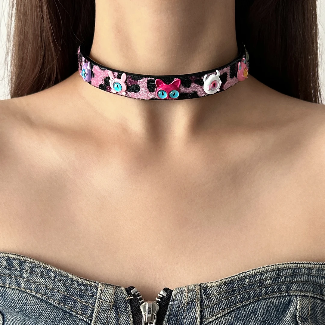 合金皮质项链 X4773-1时尚精致小众百搭高级感紫色豹纹小眼睛项圈