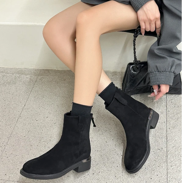 加绒秋冬季新款平底弹力靴后拉链绒面百搭瘦瘦靴70-13